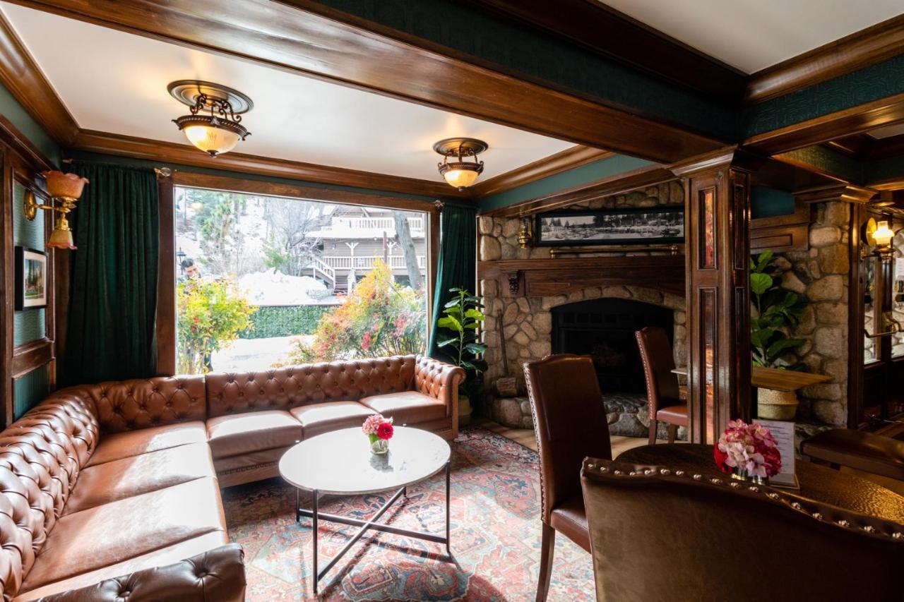 Saddleback Inn At レイク・アローヘッド エクステリア 写真
